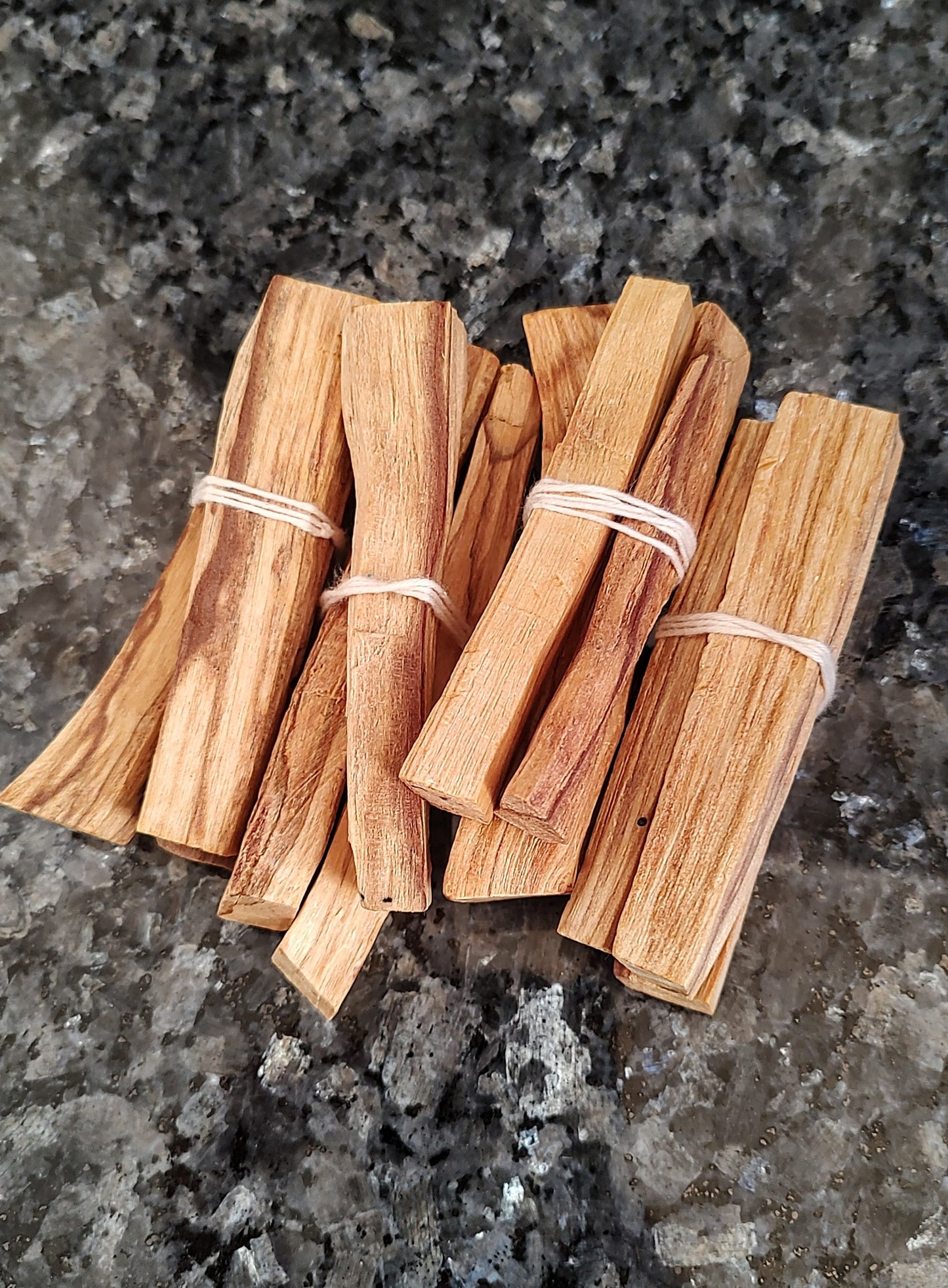 PALO SANTO 3PCS HIGH RESIN CONTENT